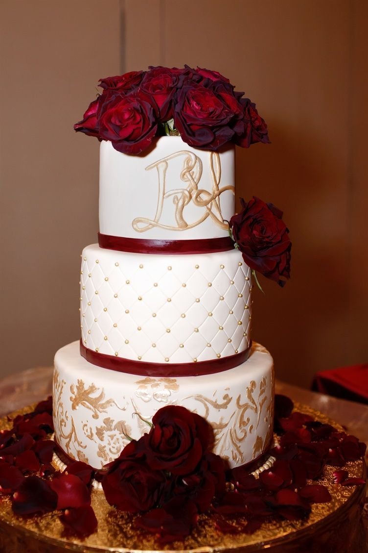 Свадебный торт бордо марсала