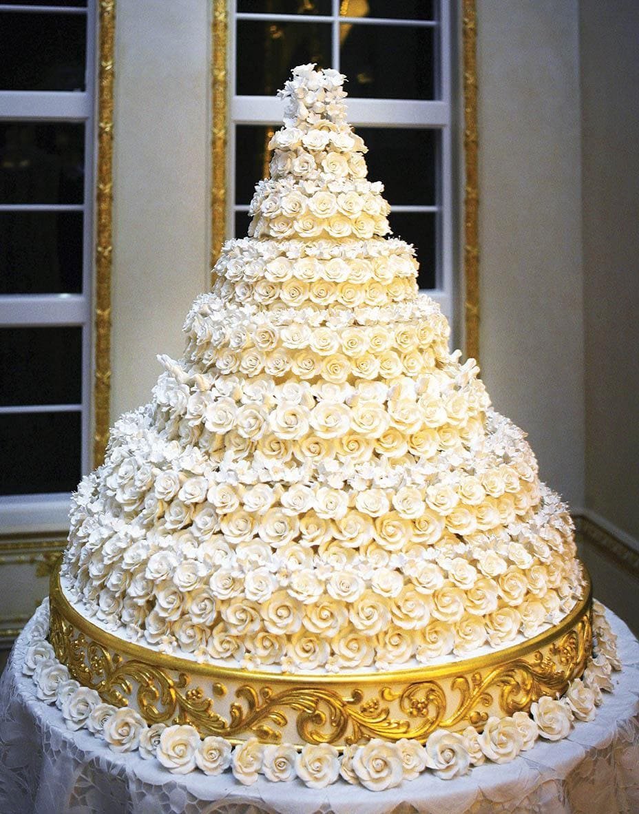 Свадебный торт Каскад меренга