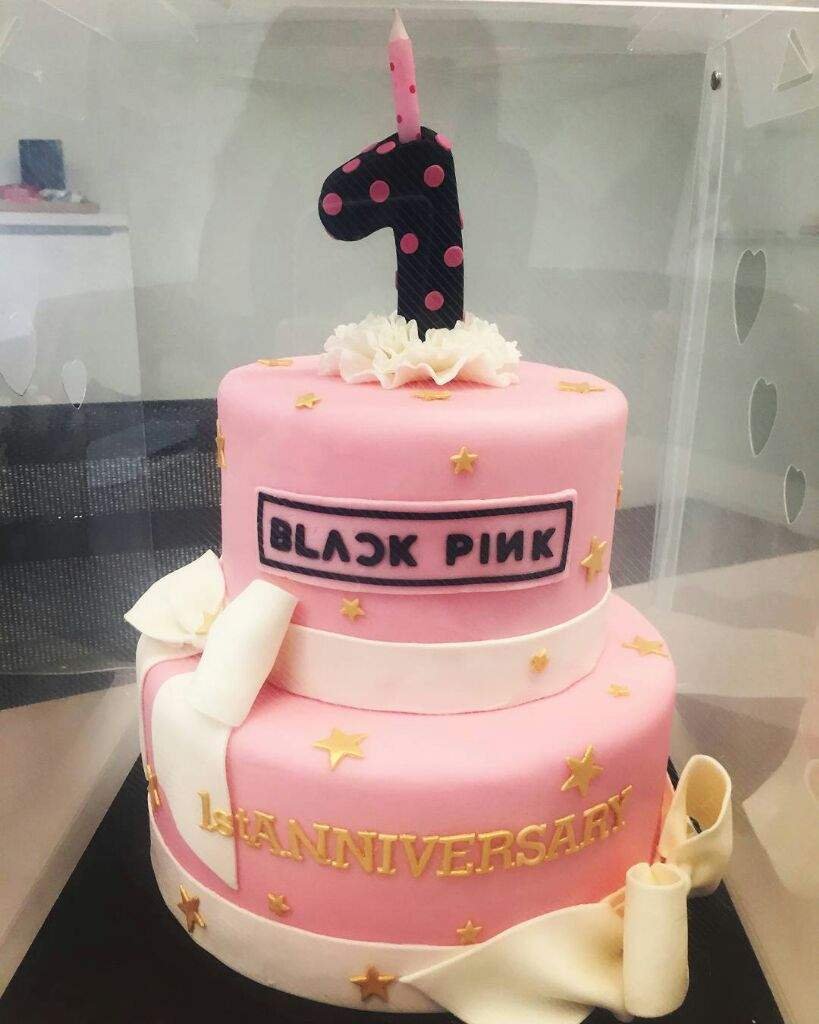 BLACKPINK надпись для торта