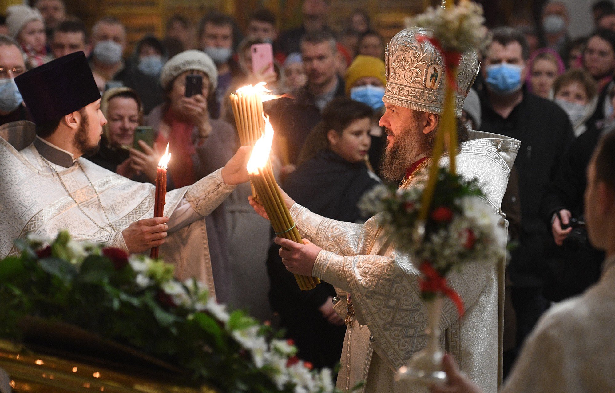 2 день пасхи какой праздник. Празднование Пасхи. Отмечание Пасхи. Празднование Пасхи картинки. Пасху 5 мая отмечают православные?.