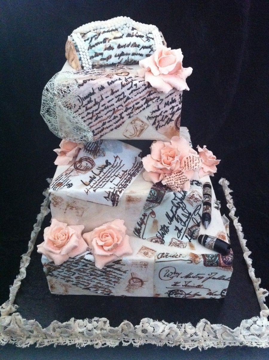 Торт на бумажную свадьбу