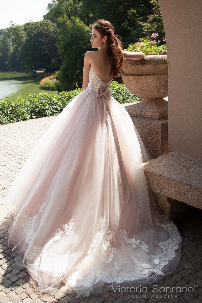 Свадебное платье от Виктории сопрано