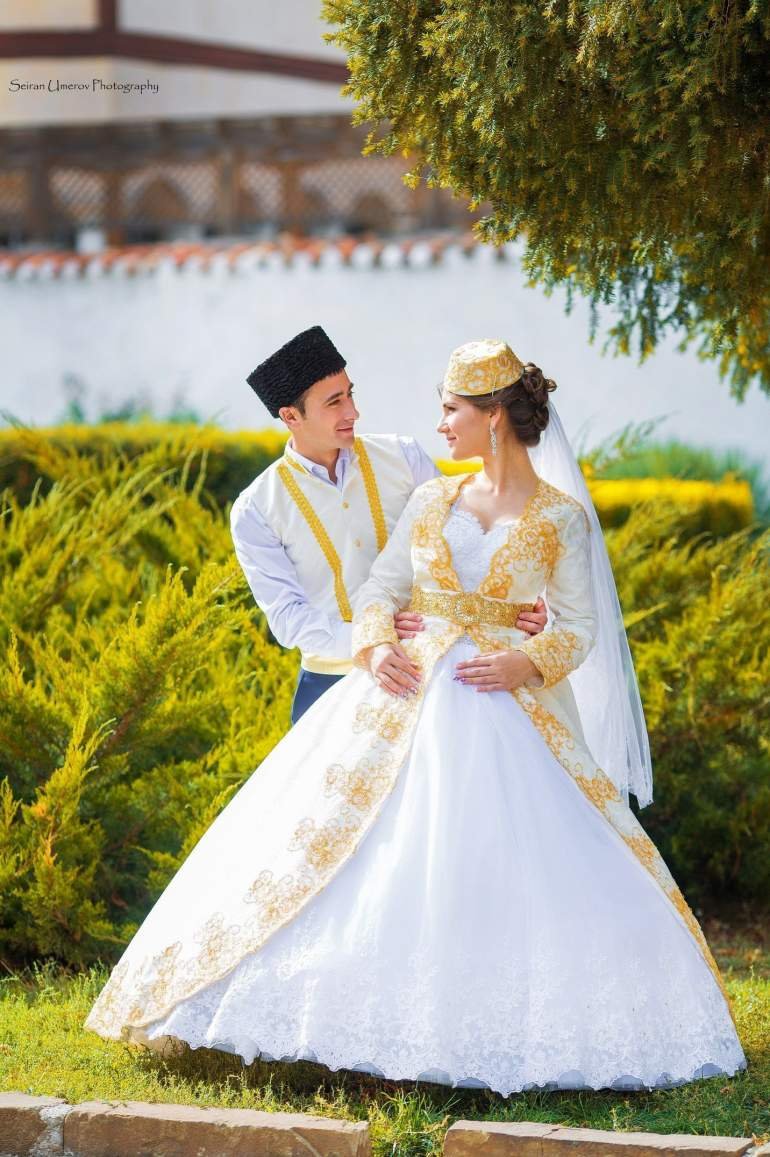 Национальный наряд крымских татар невесты