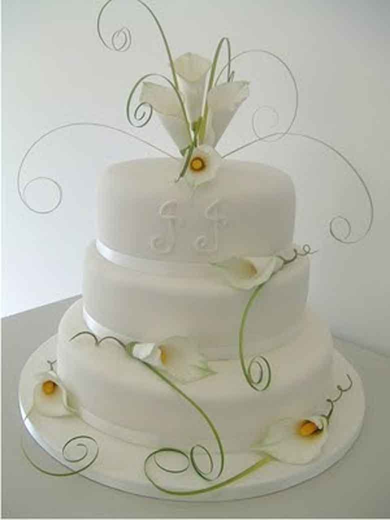Торт на свадьбу с каллами