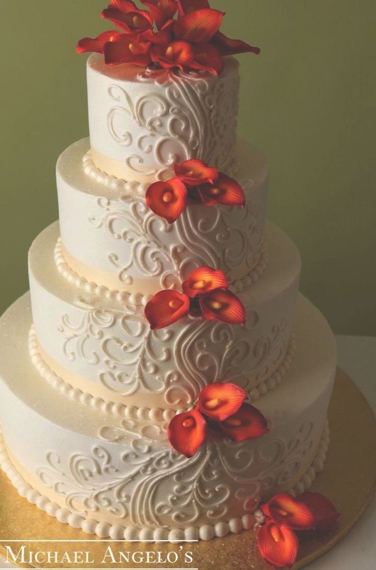 Свадебный торт оливкового цвета