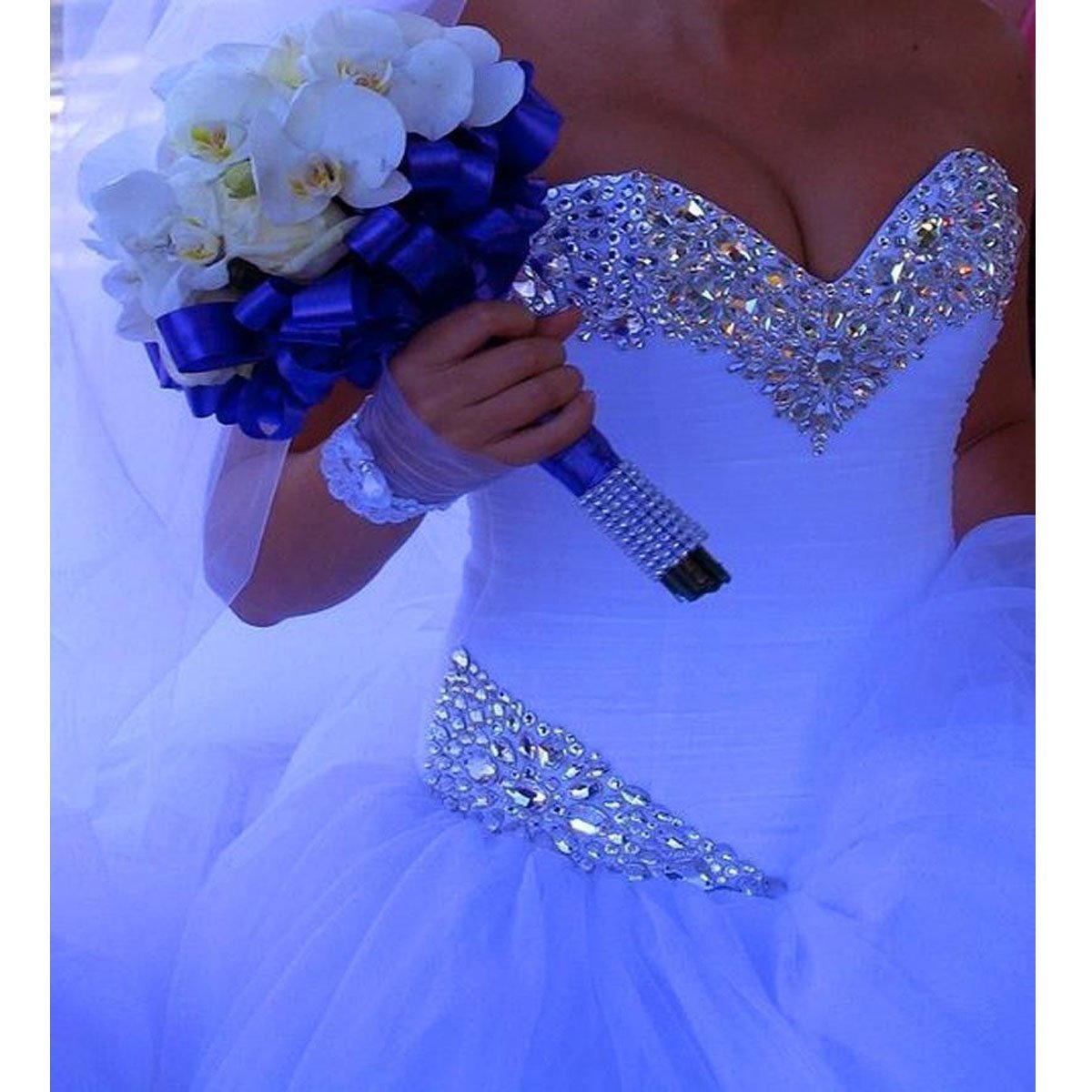 фото свадебные платья со стразами