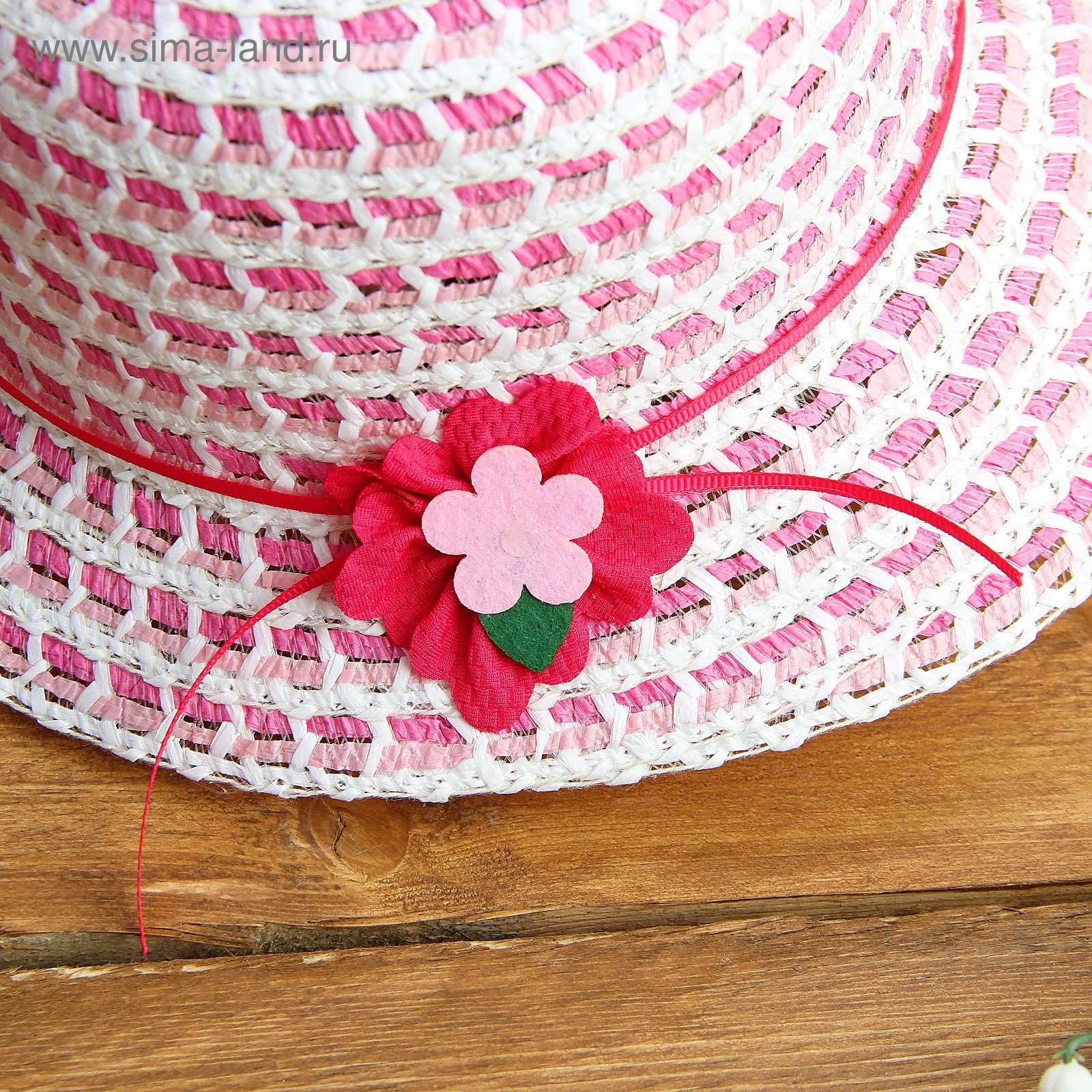 Соломенная шляпка с декором: великолепный аксессуар на лето