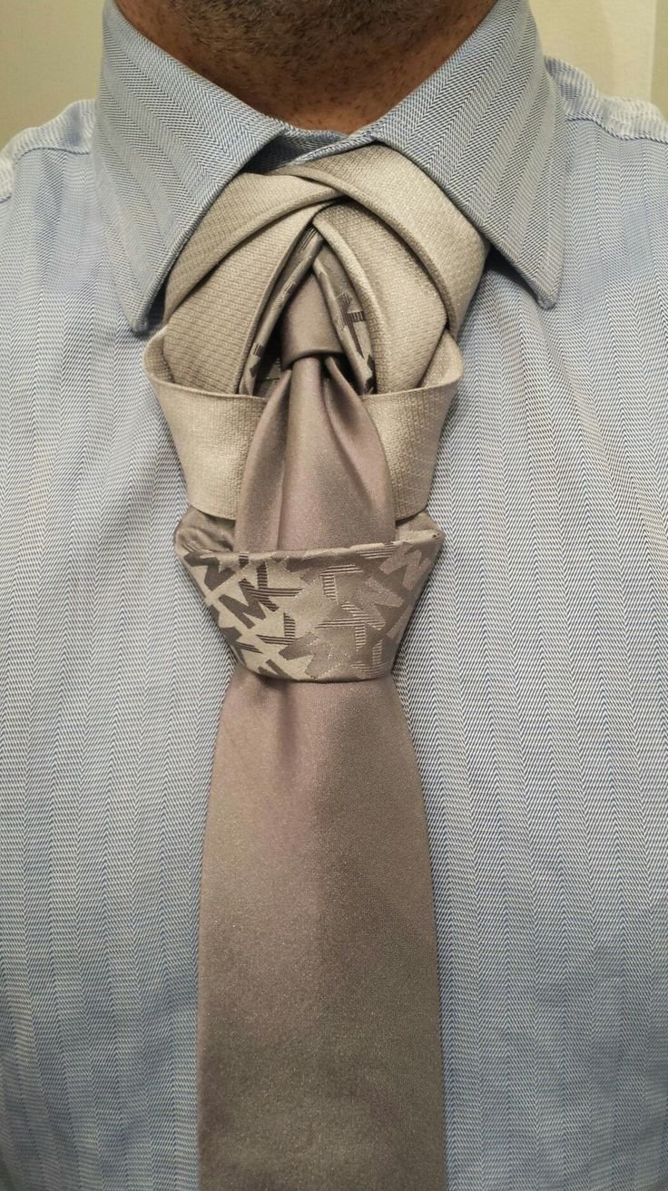 Красивый узел галстука
