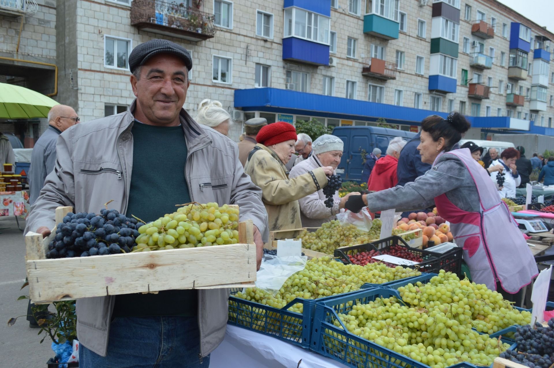 Ярмарка в тамбове. Урюпинская ярмарка работорговля.