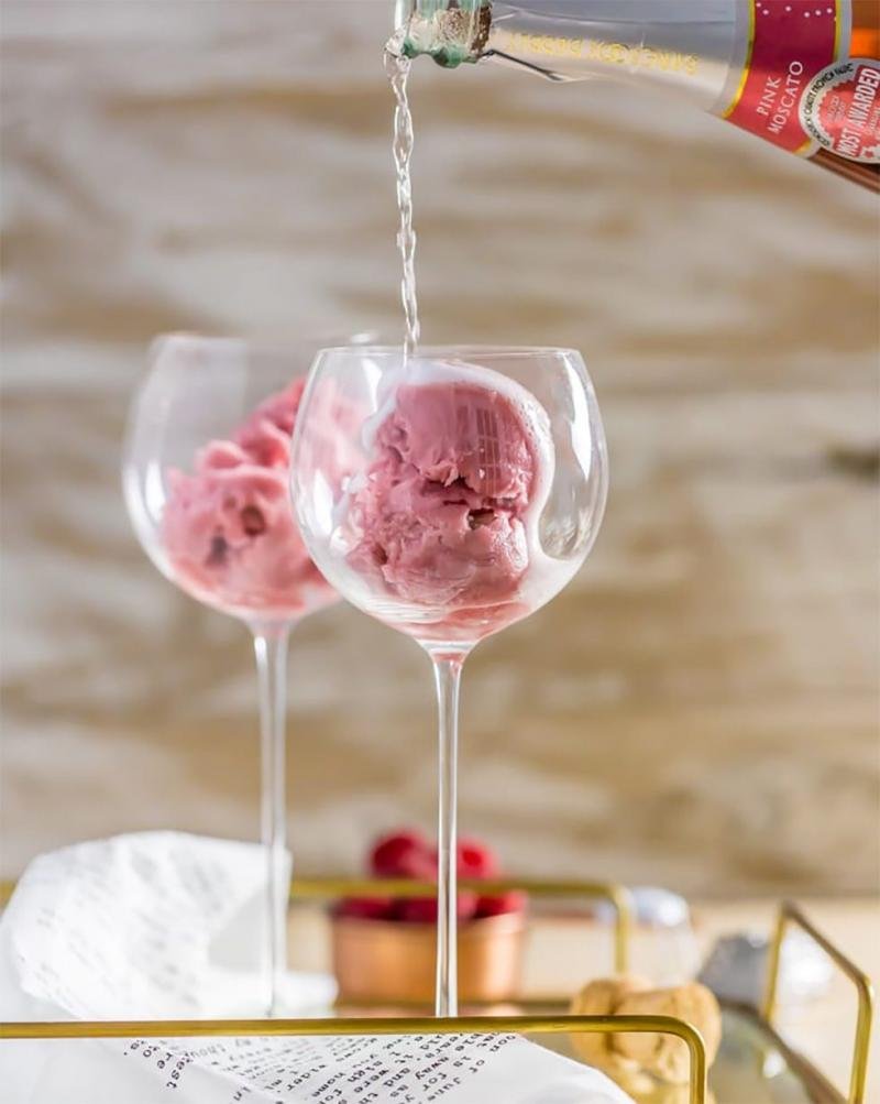 Розовые вина коктейли