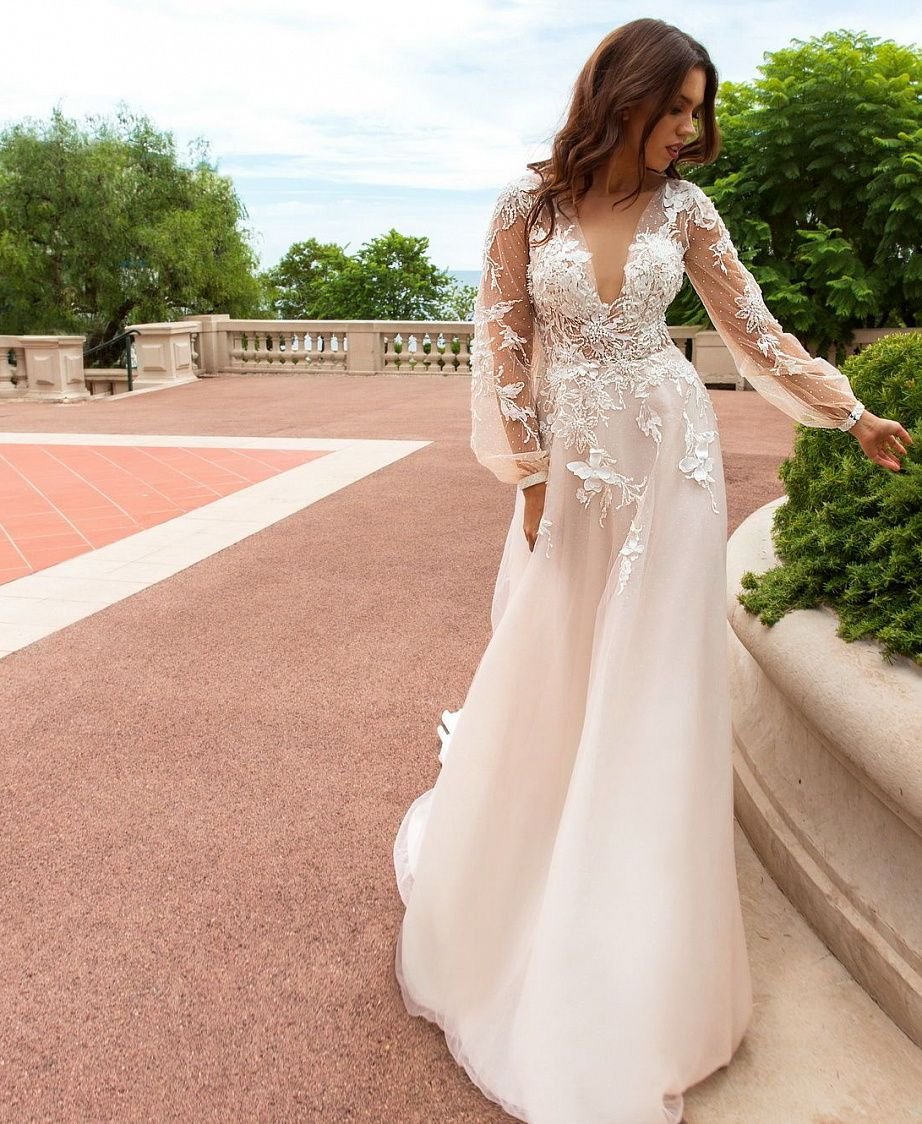 Красивое свадебное платье кружевное