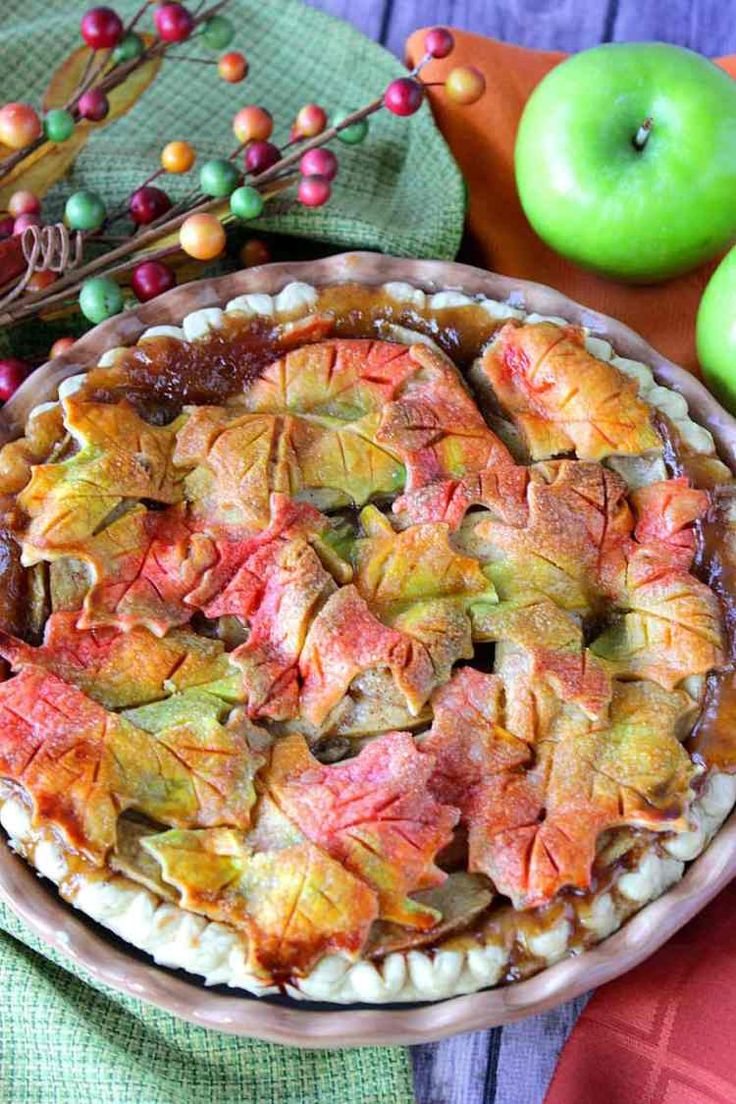 Украшение яблочного пирога