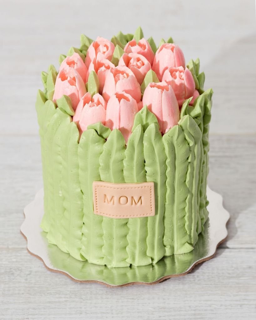 Торт для мамы с пуговками