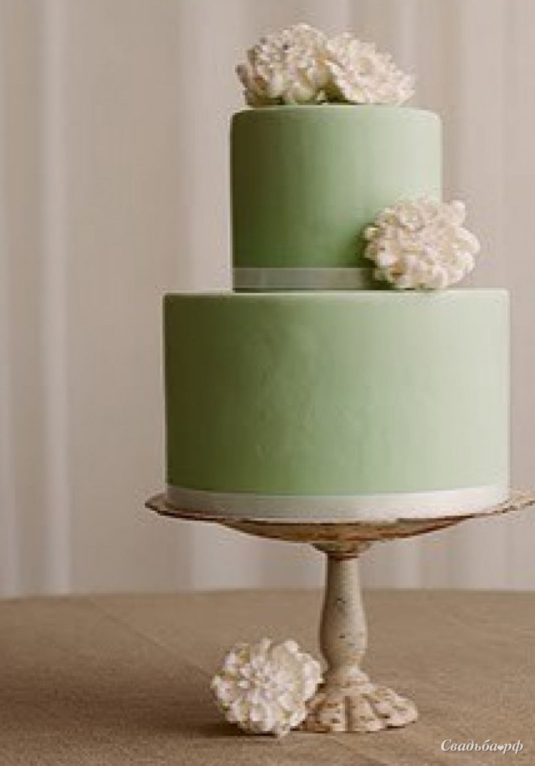 Свадебный торт в зеленых тонах современный