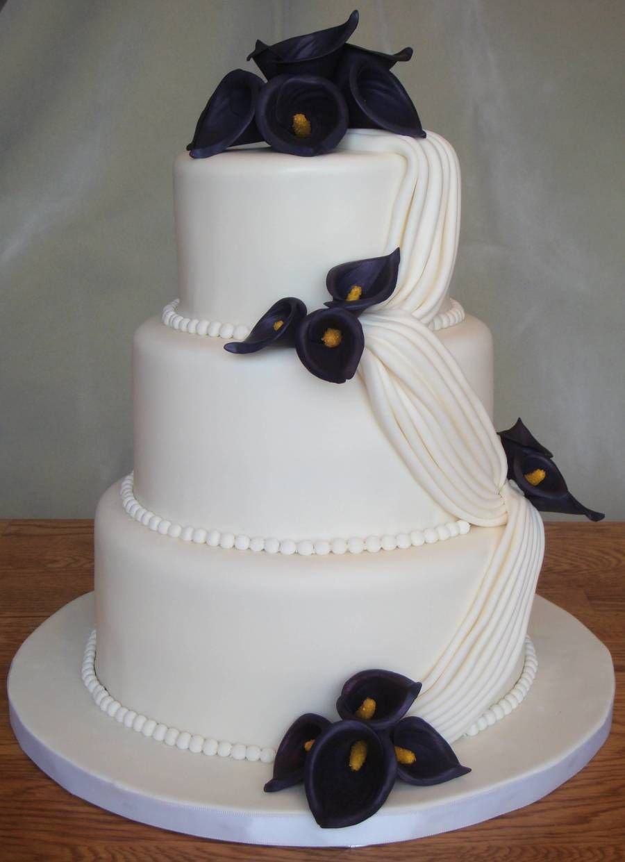 Торт с каллами свадебный