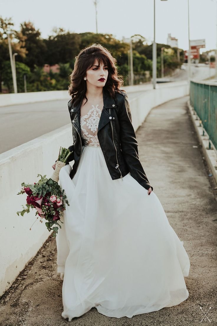 Свадебное платье в стиле рок