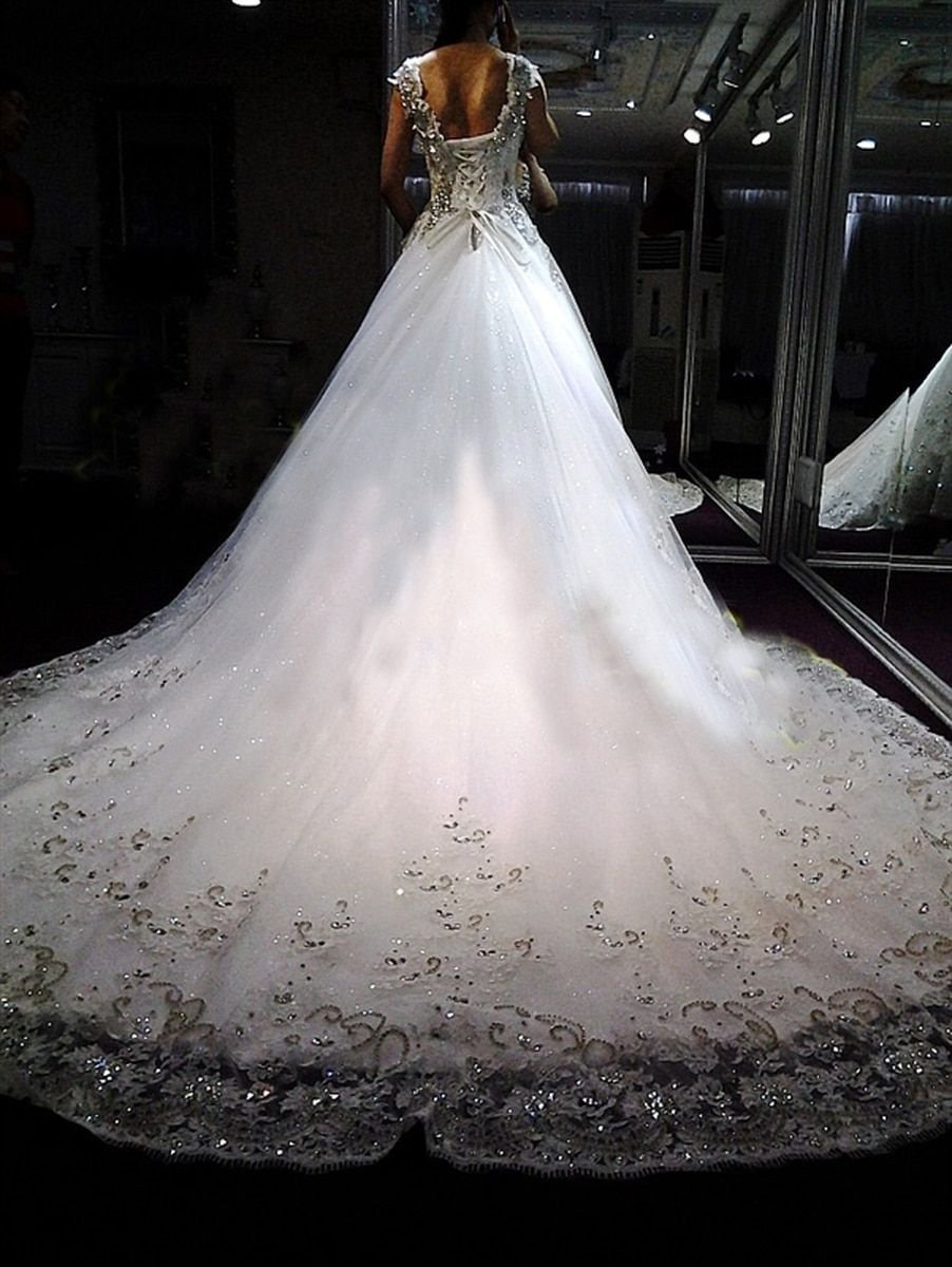 Diamond Wedding Gown Рене Штраусс