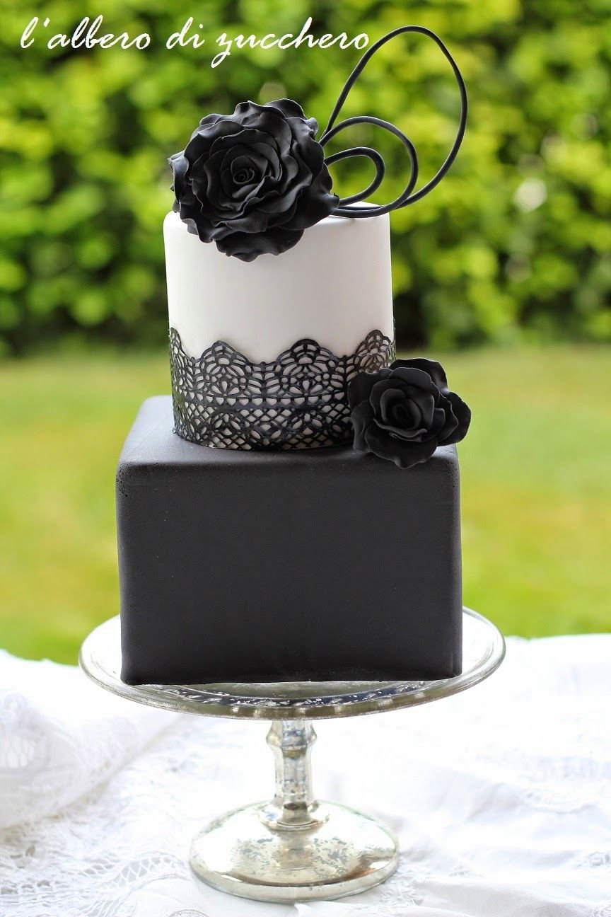 Черно белый торт стильный