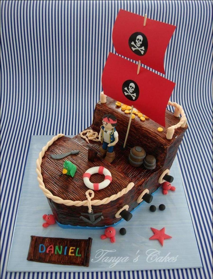 Пиратский торт для девочки