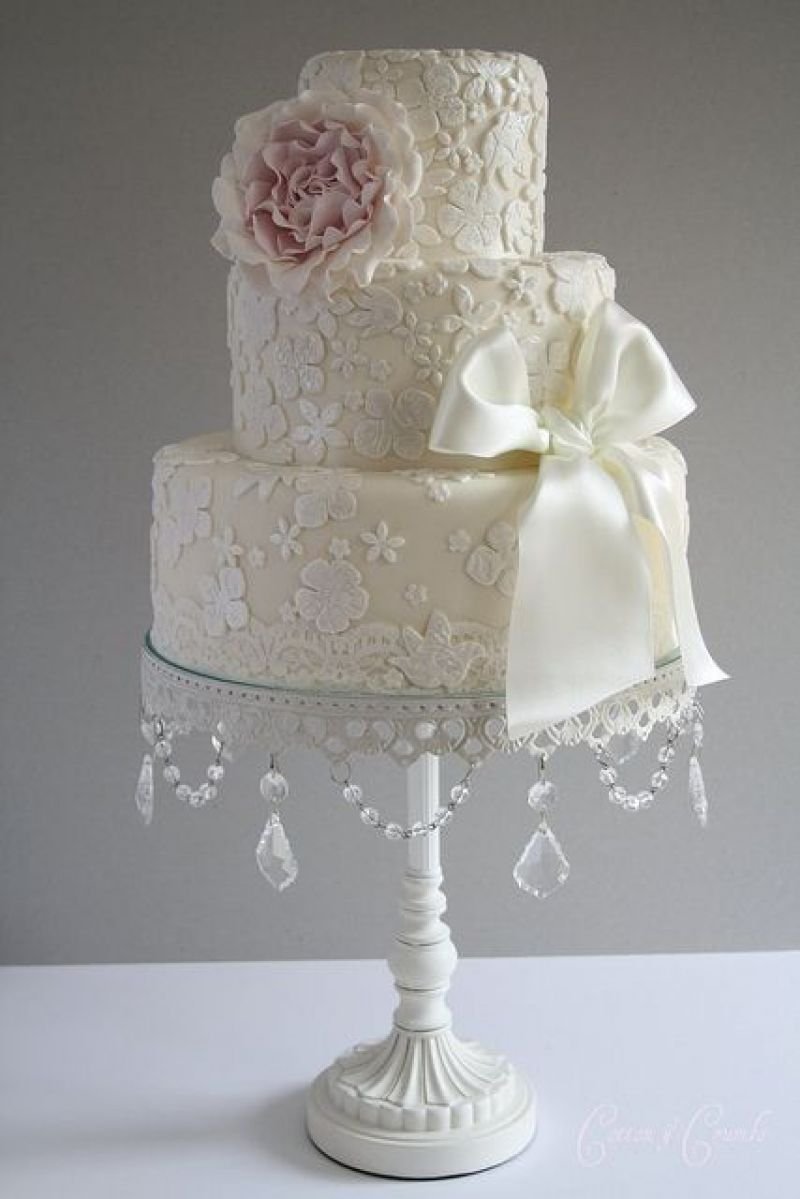 Свадебный торт декор трехярусный