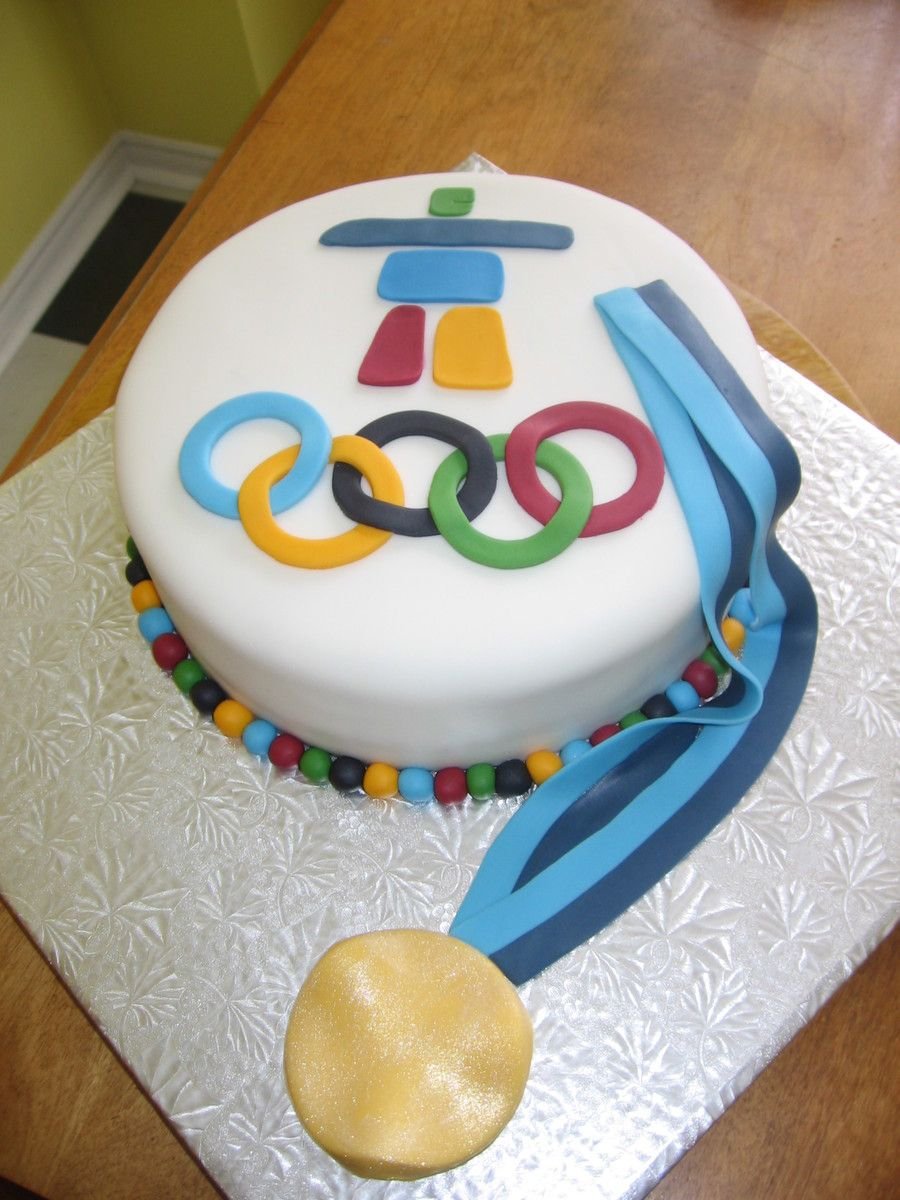 Торт с Олимптйским кольцами