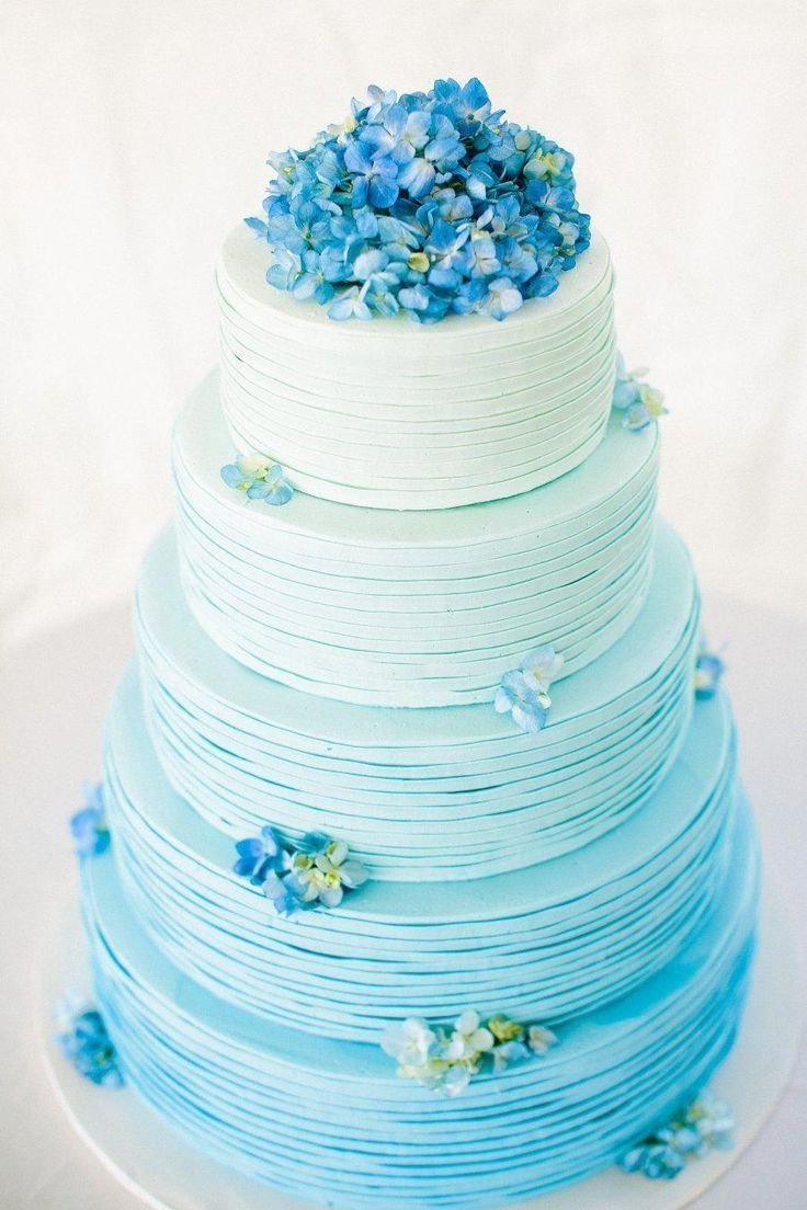 Торт на свадьбу в синем цвете