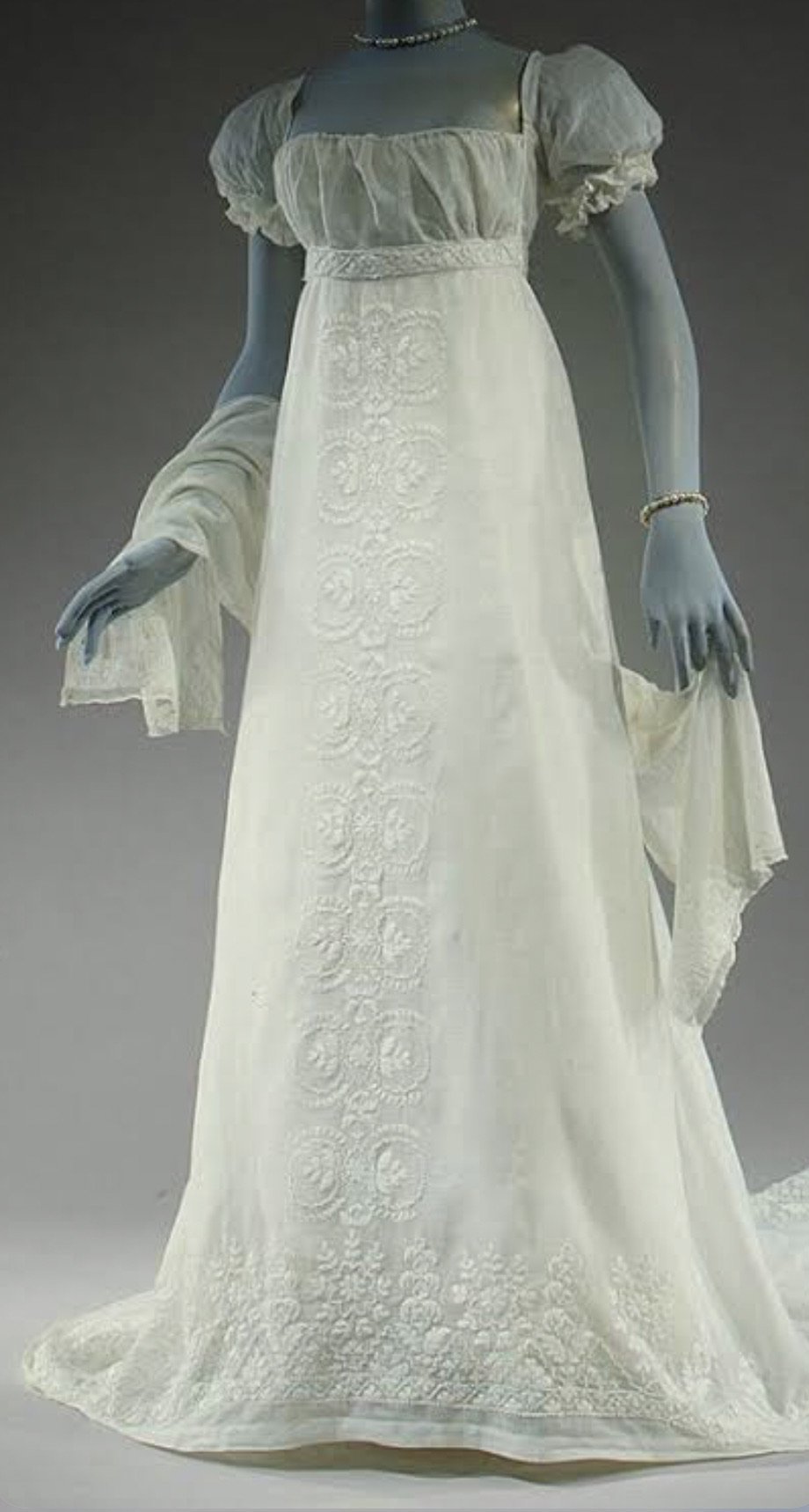 Греческое платье с рукавами