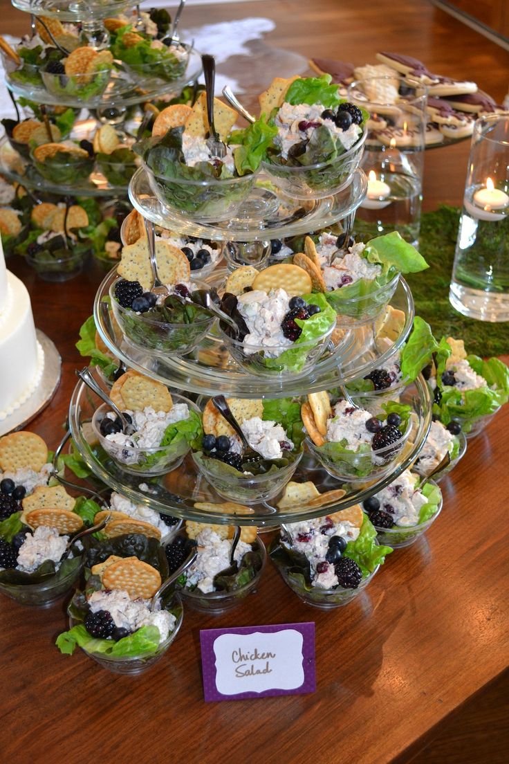 Порционные салаты на свадебный стол
