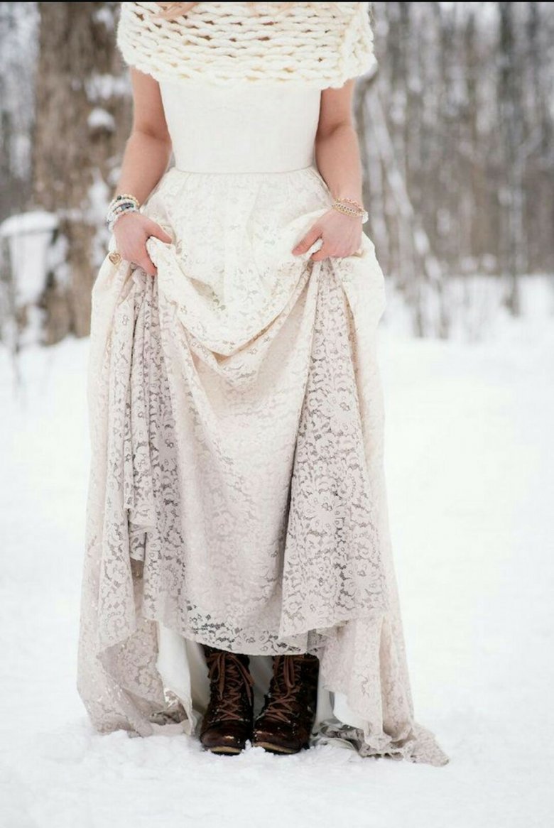 Зимнее свадебное платье