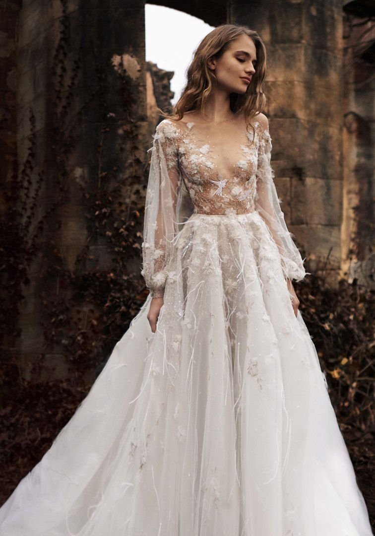 Дизайнерское свадебное платье в Инстаграмм последние 6 дней