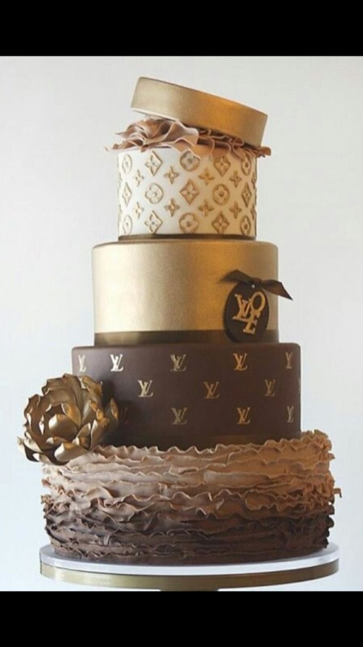 Торт в стиле Louis Vuitton