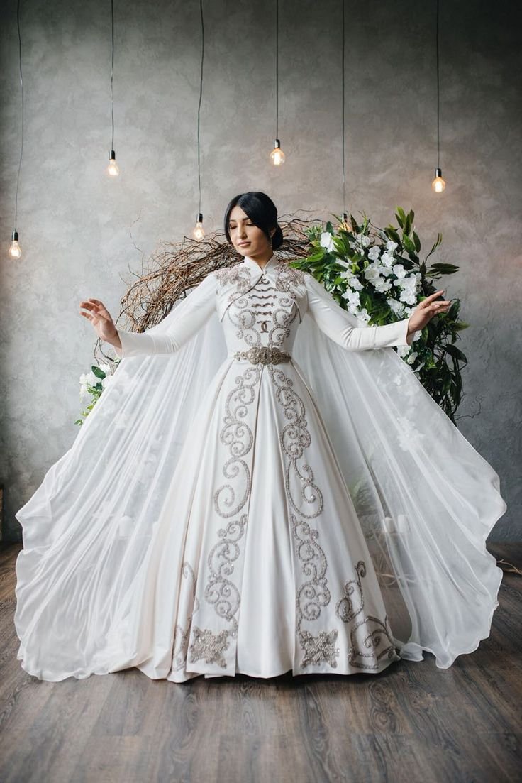 Национальное свадебное платье Азербайджана