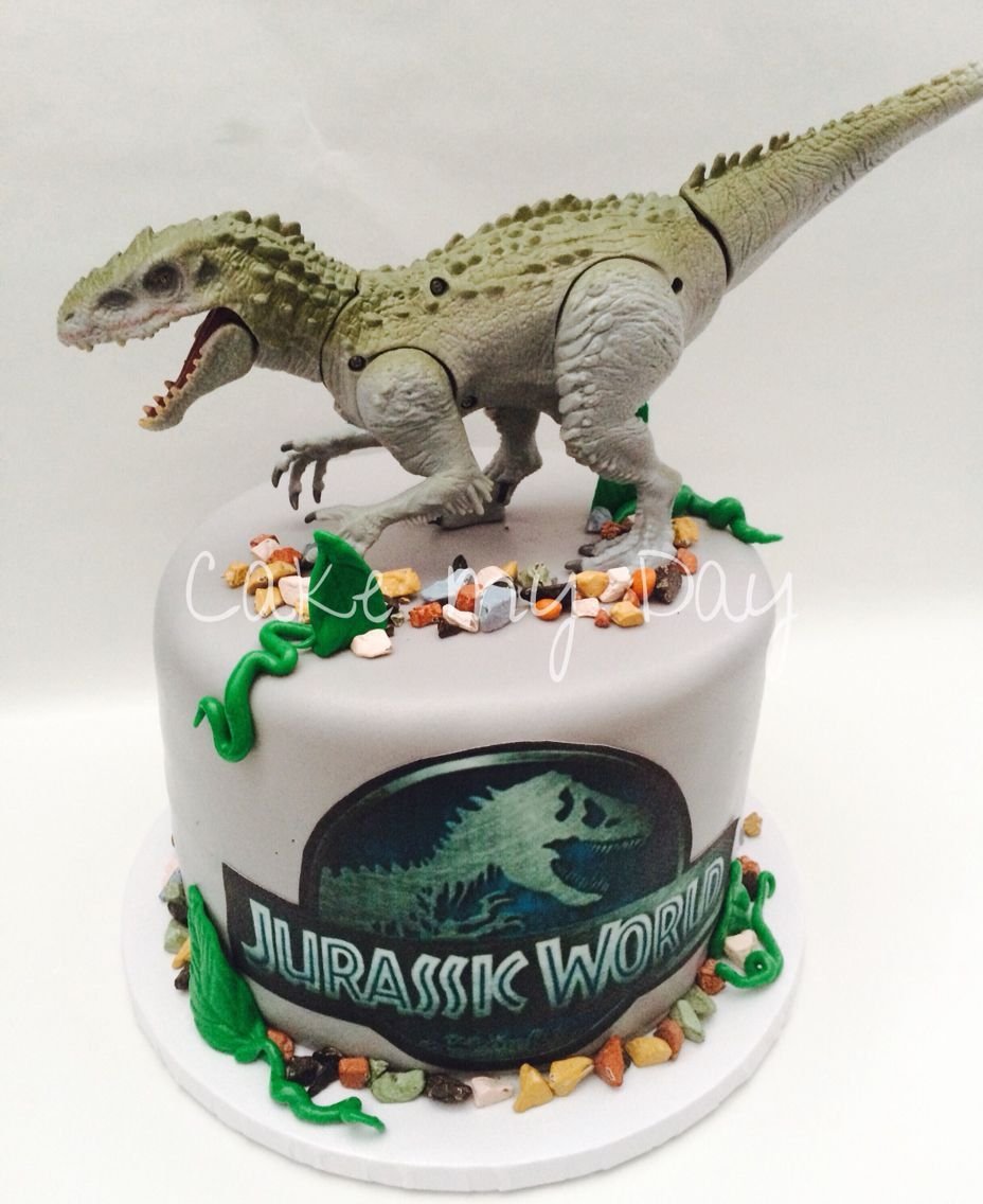 Торт в форме динозавра для мальчика