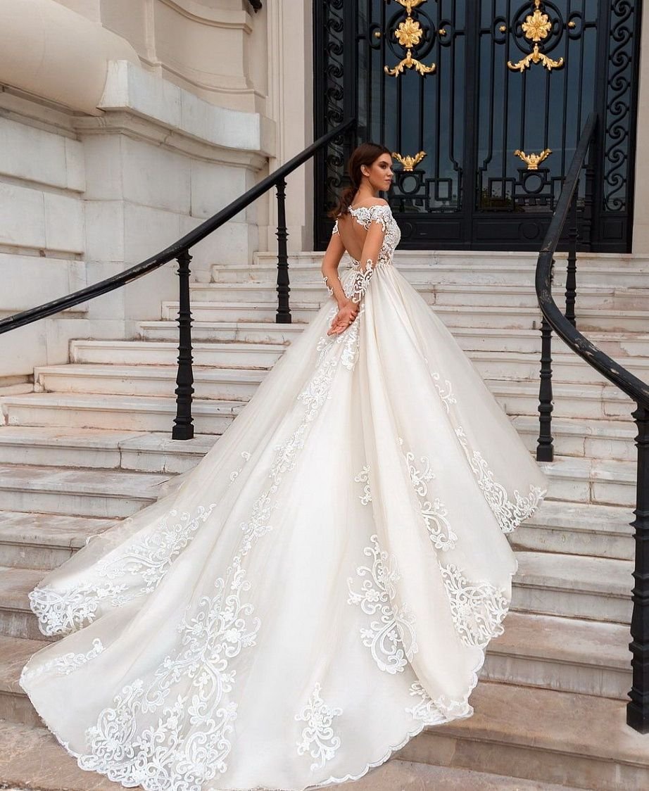 Красивое свадебное платье 2019