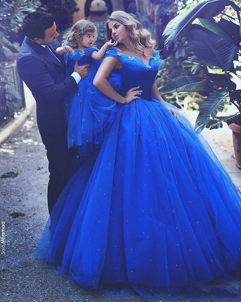 Свадьба невеста в голубом платье