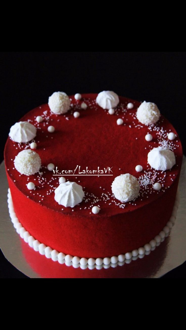 Красный бархат двухъярусный торт