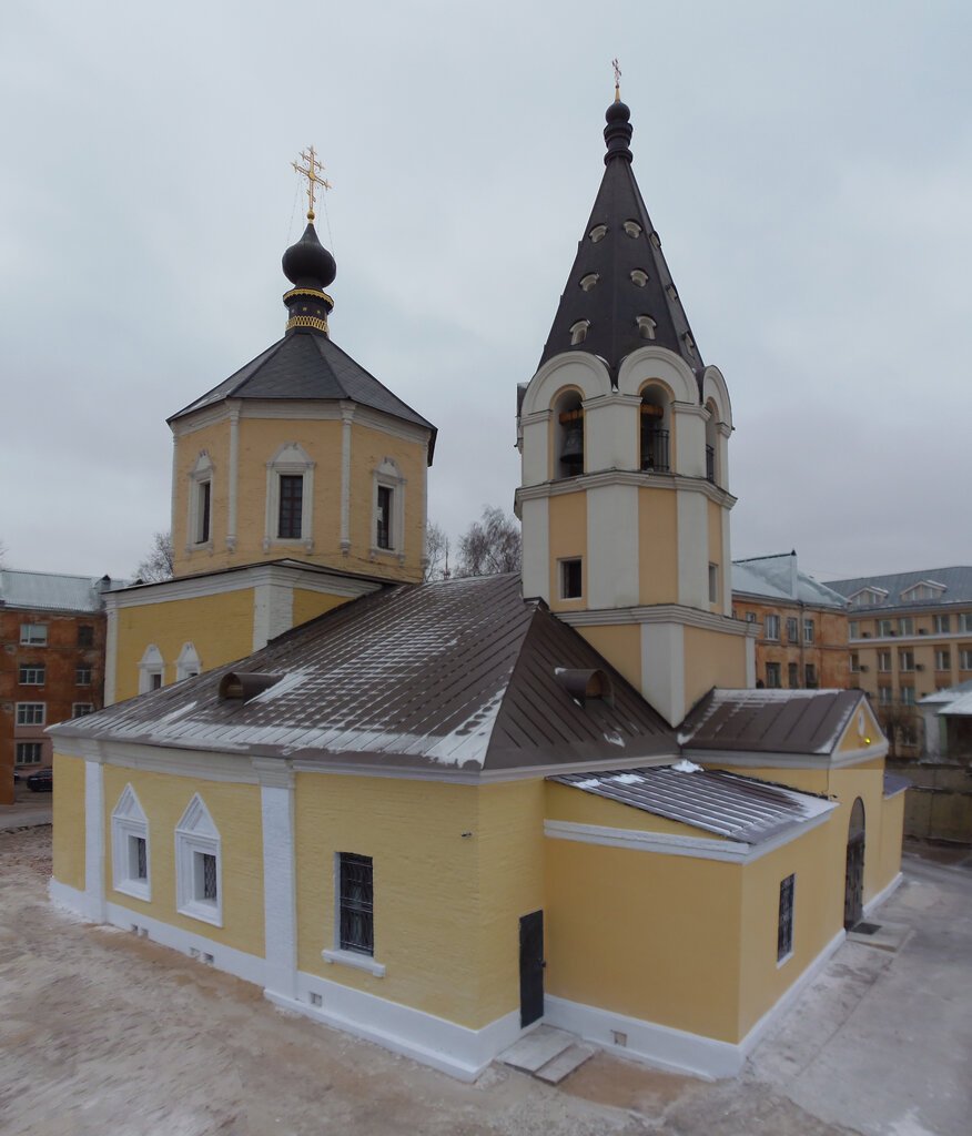 Церковь в Макарьеве Костромской области