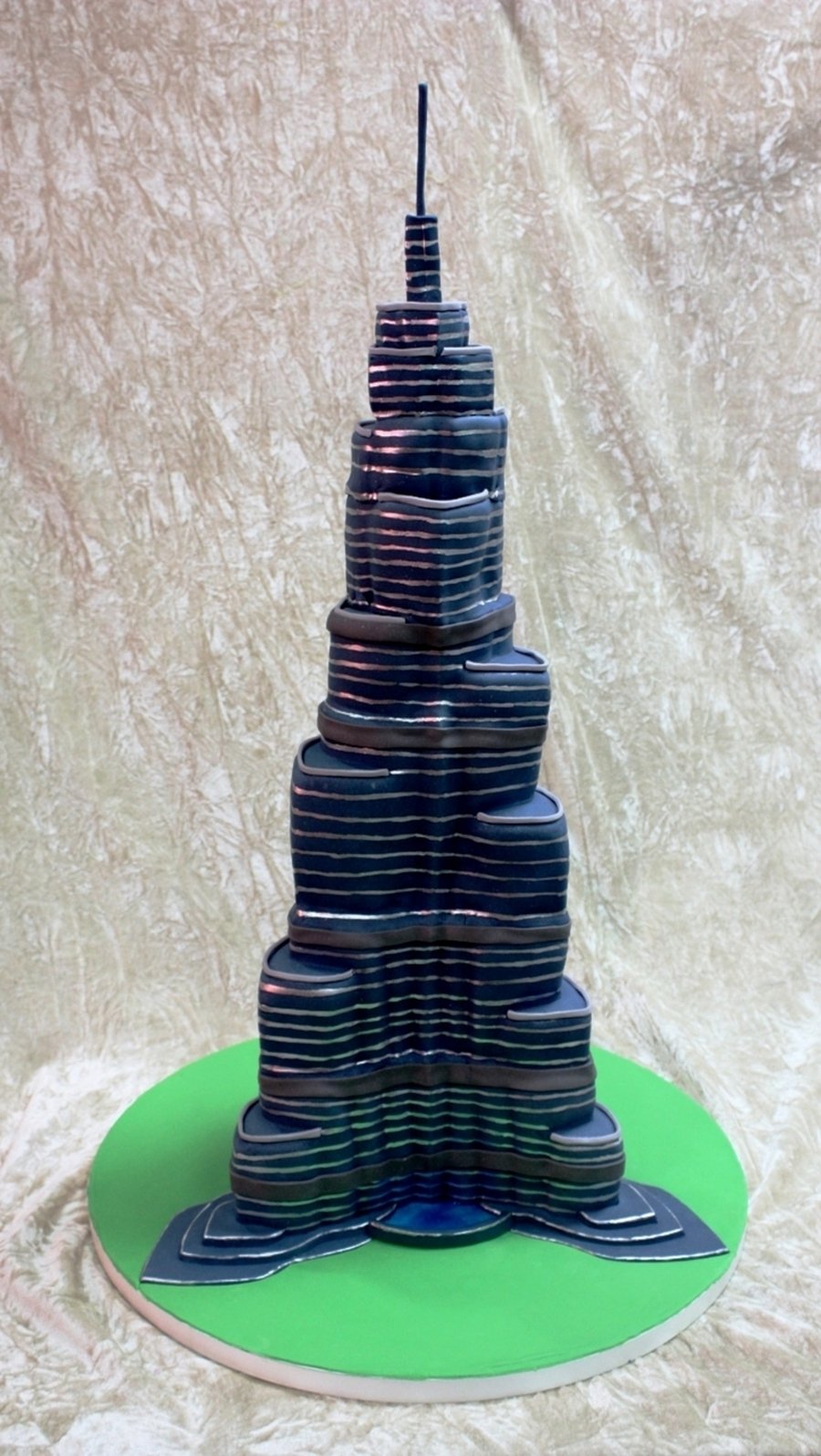 Торт с башней Бурдж Халифа