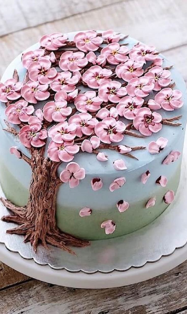 Красивое украшение торта