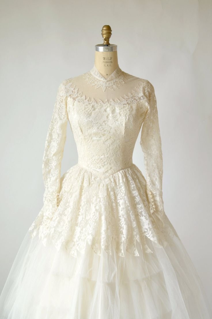Винтажное белое платье Шейн