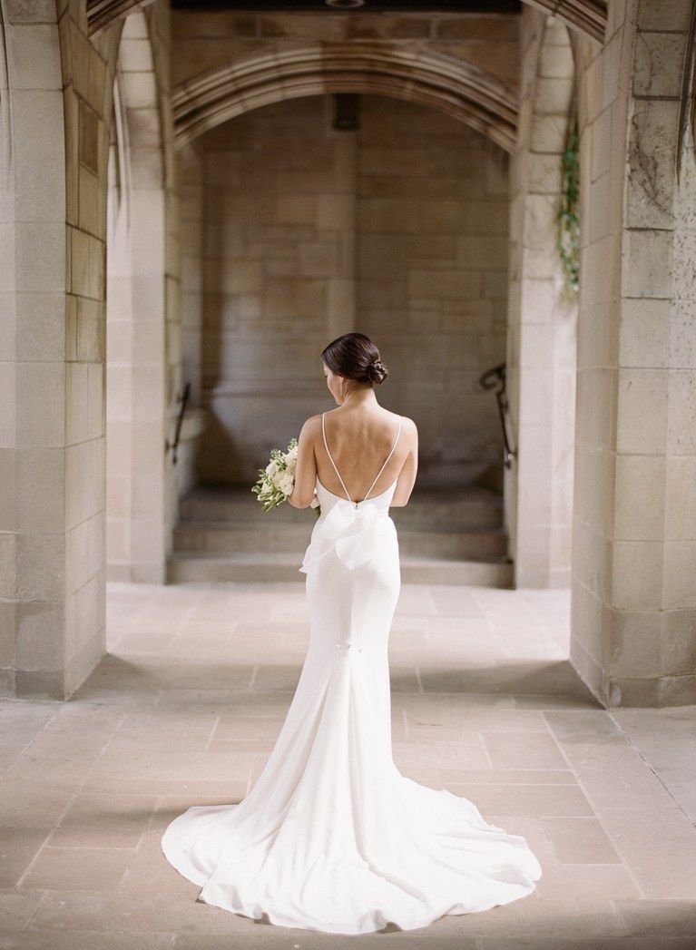 Свадебный образ невесты со спины