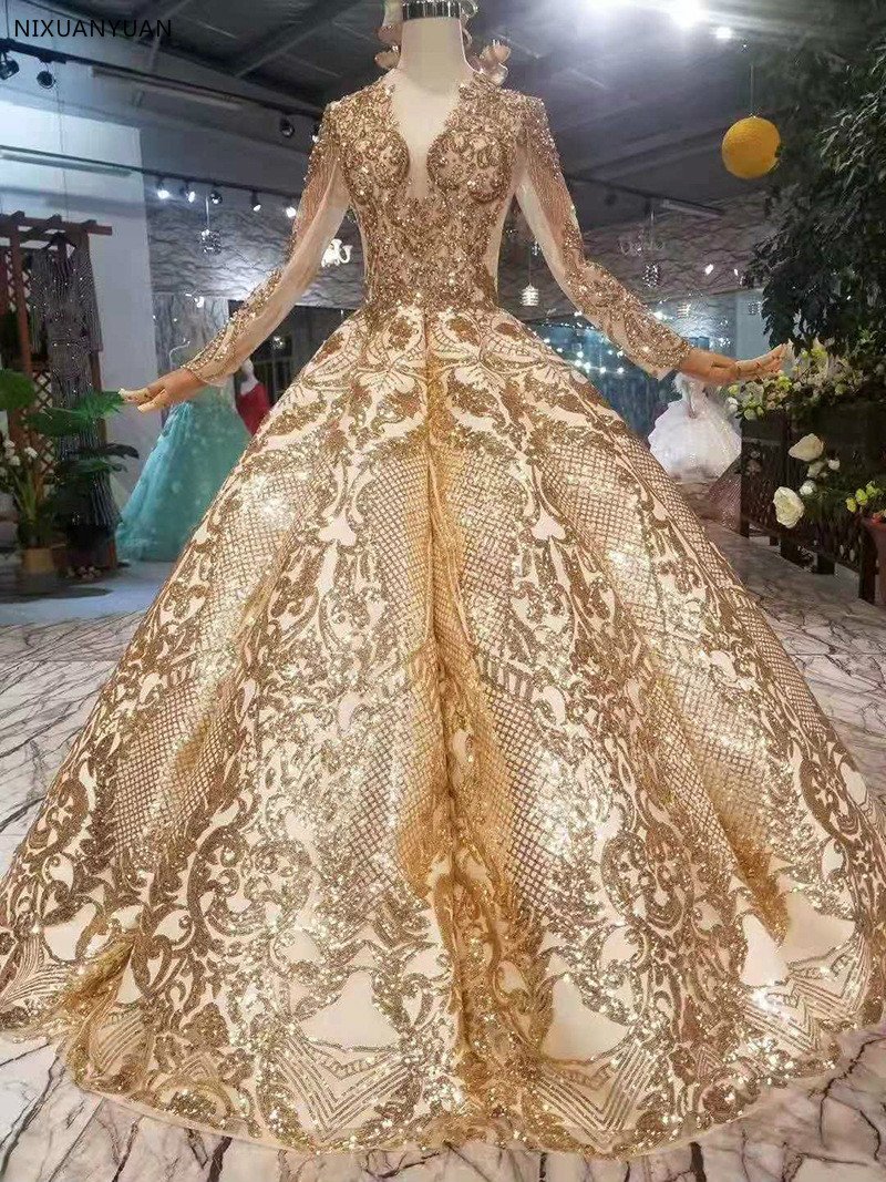 Золотое вечернее платье