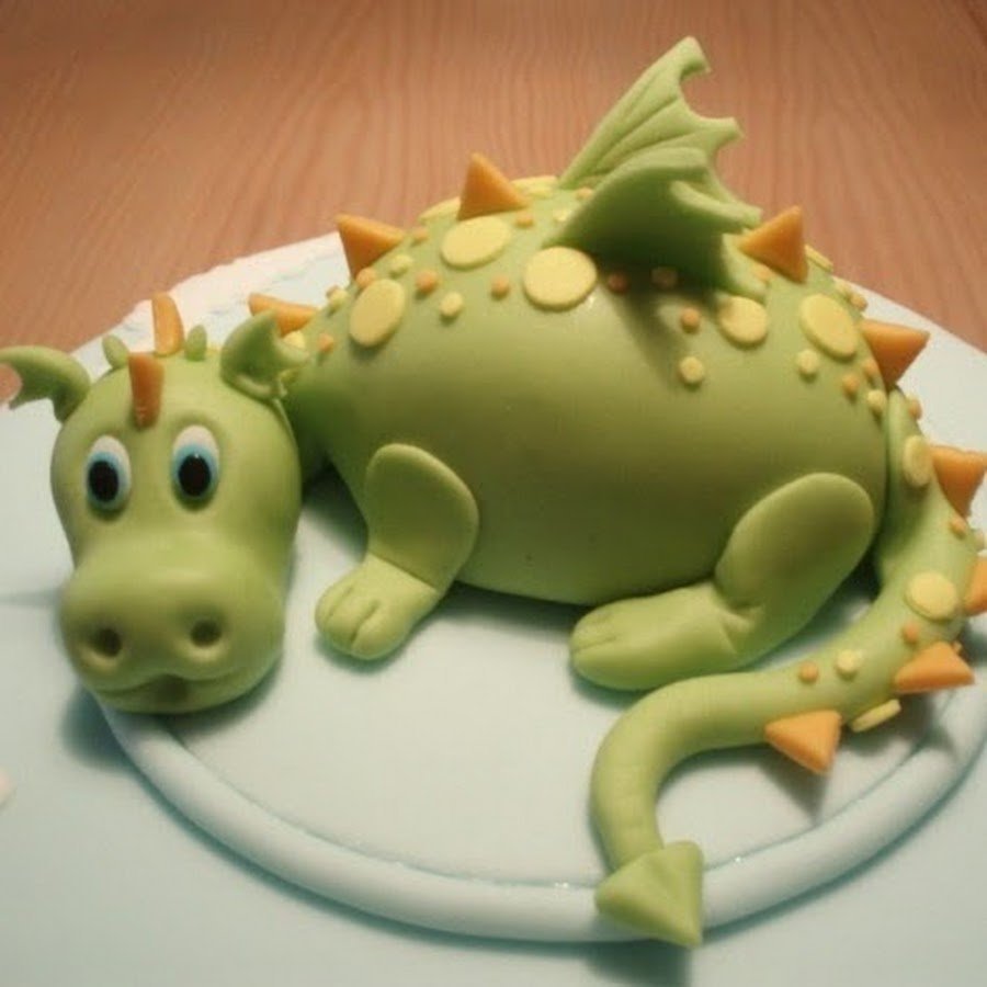 Торт в виде дракона