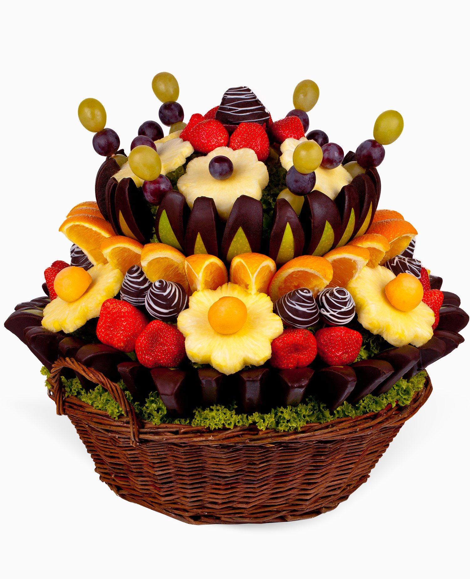 Фруктовые композиции. Торт с фруктами. Фруктово шоколадный букет. Торт корзинка с фруктами. Торт корзина с фруктами и цветами.