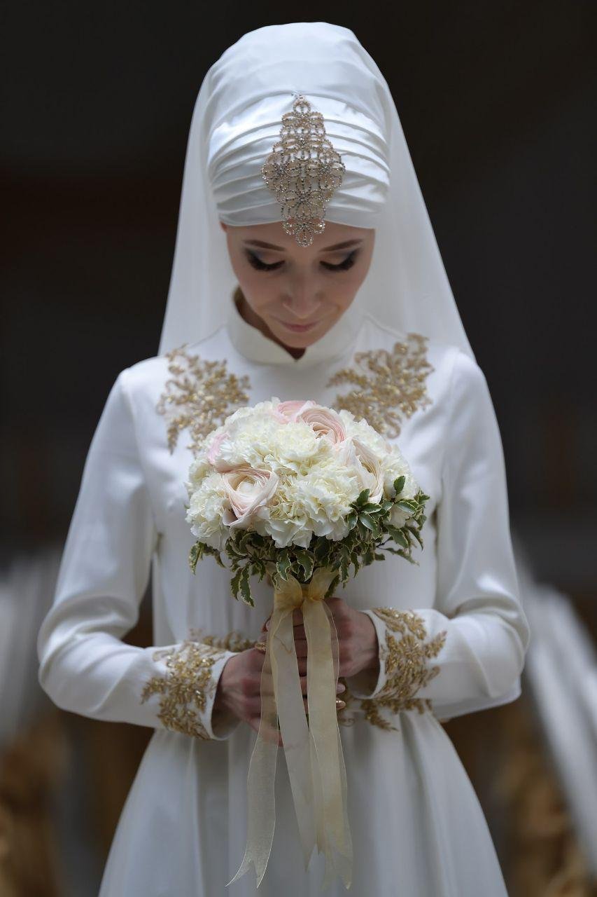 Татарский свадебный наряд невесты