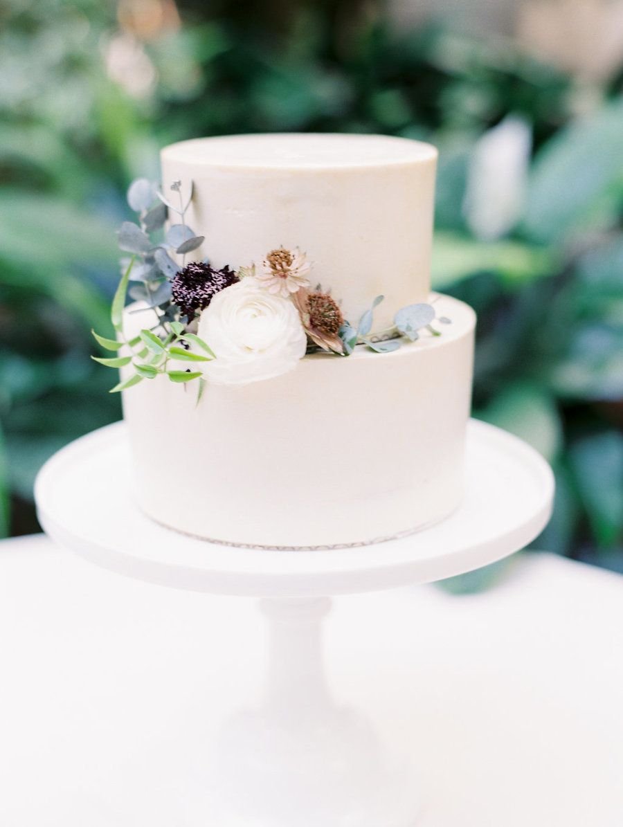 Торт свадебный одноярусный минимализм