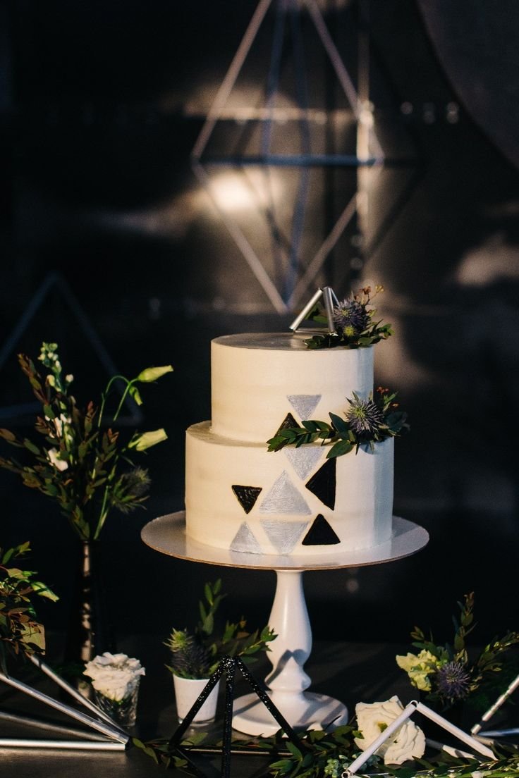 Свадебный торт в стиле геометрии