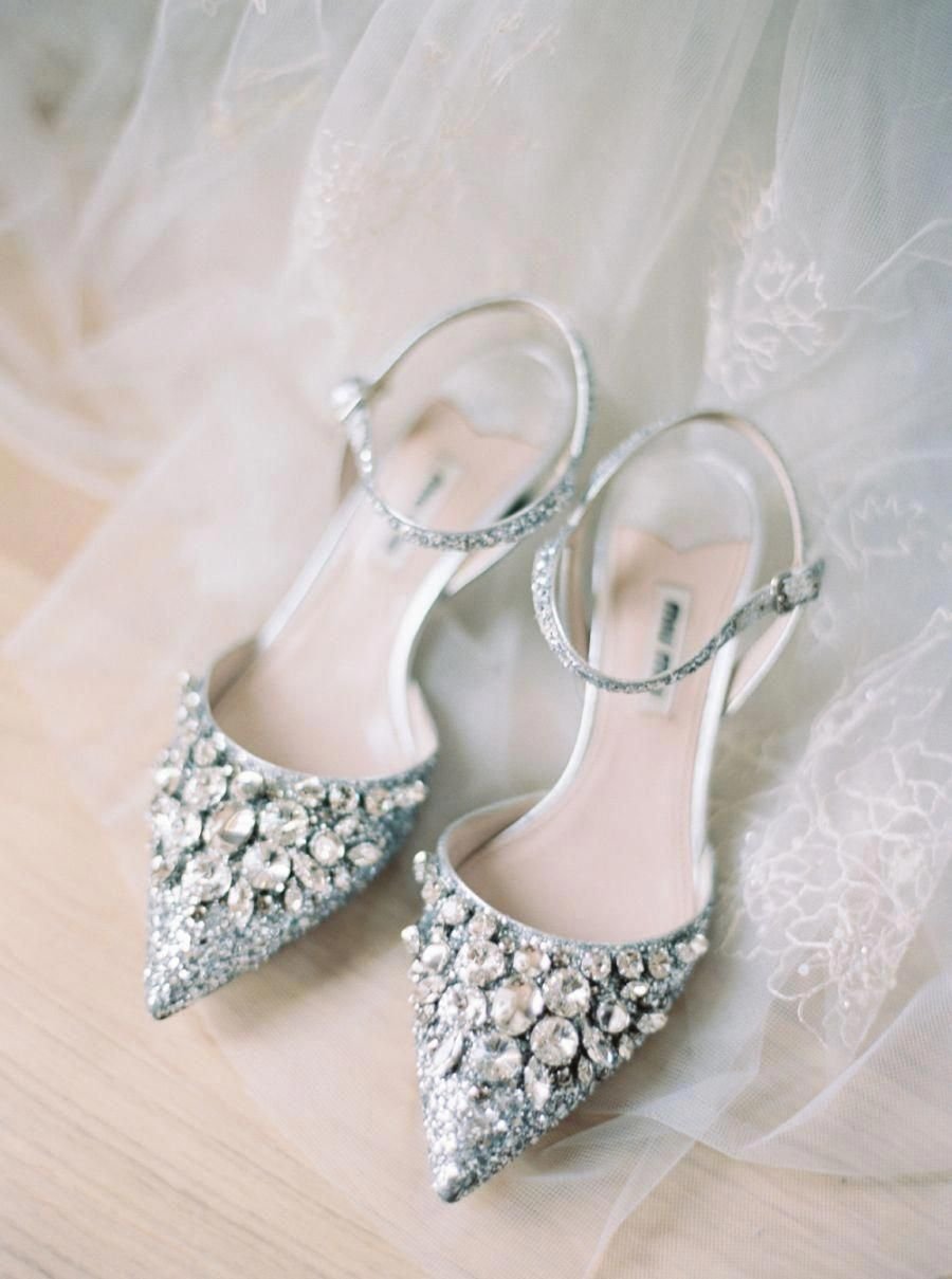 Свадебный обувь невесты на Руси