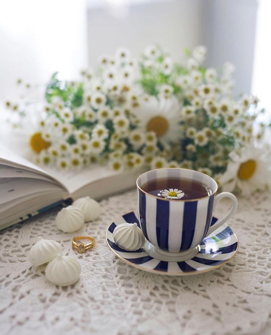 С добрым утром чай и цветы