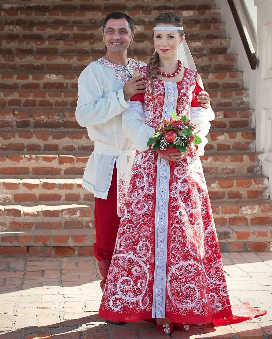 Русские Свадебные костюмы жениха и невесты